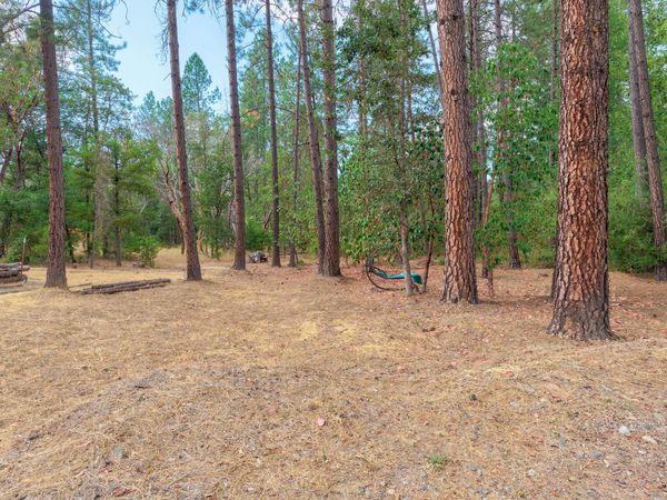 4529 E Evans Creek Road, Rogue River, OR 97537