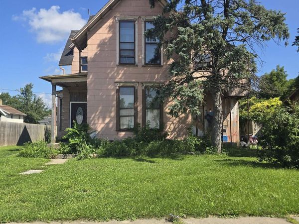 525 E Washington Street, Hartford City, IN 47348