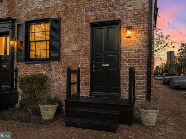 31 COLLEGE AVENUE, ANNAPOLIS, MD 21401