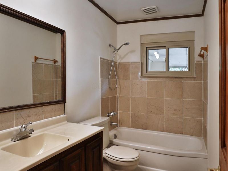 519 E Cooke Road , Columbus, OH 43214 Photo 20