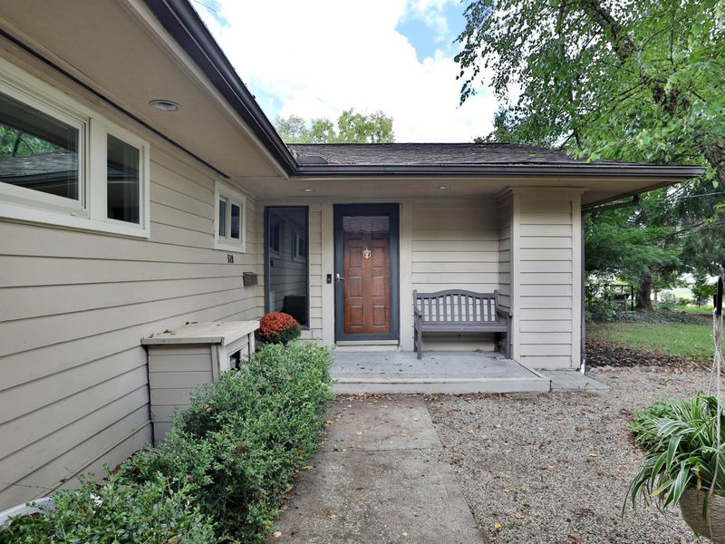 519 E Cooke Road , Columbus, OH 43214 Photo 3