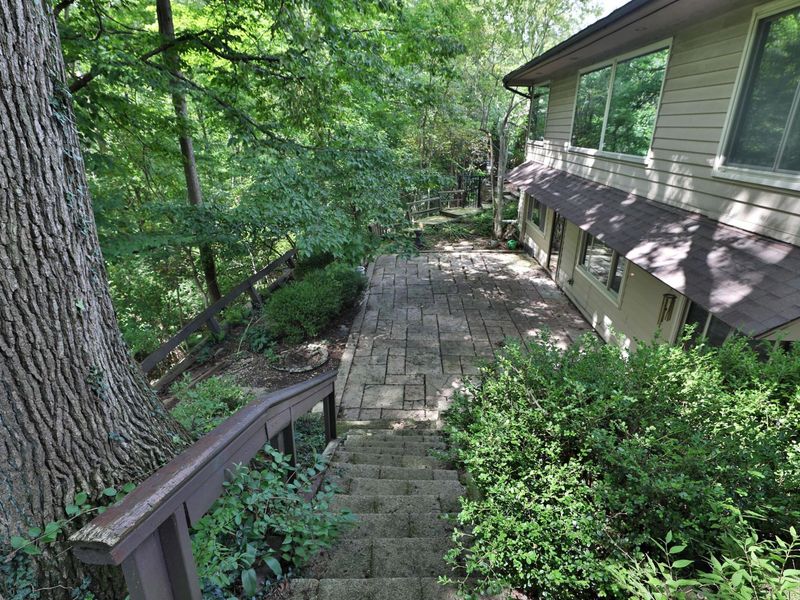 519 E Cooke Road , Columbus, OH 43214 Photo 47