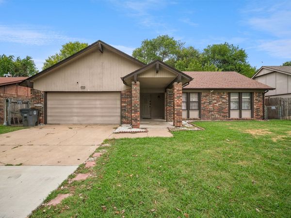 11913 E 38th Place , Tulsa, OK 74146