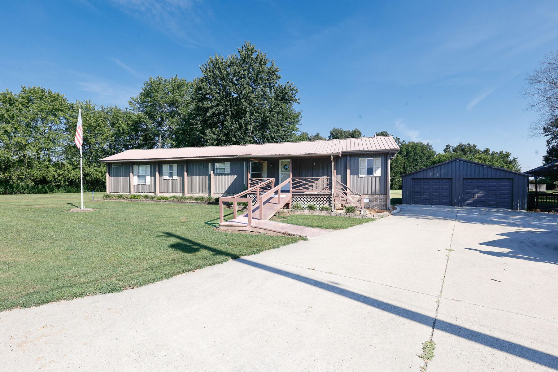 100 College Drive, Kevil, KY 42053 Main Photo