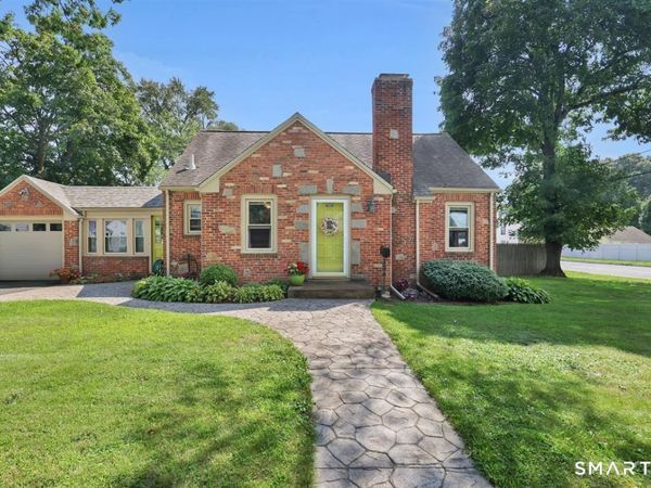 200 Woodland, Manchester, CT 06042