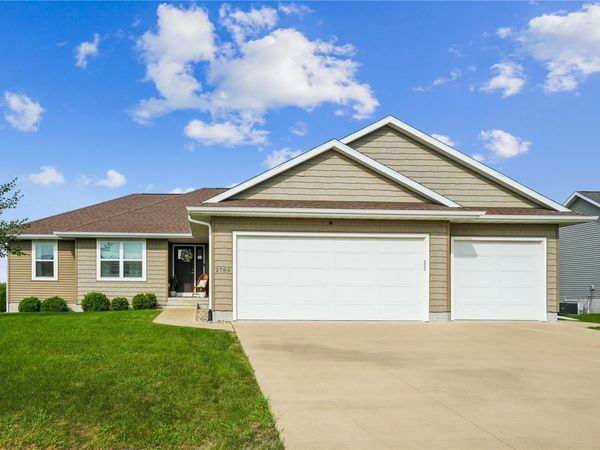 2786 Creekview Trail , Palo, IA 52324