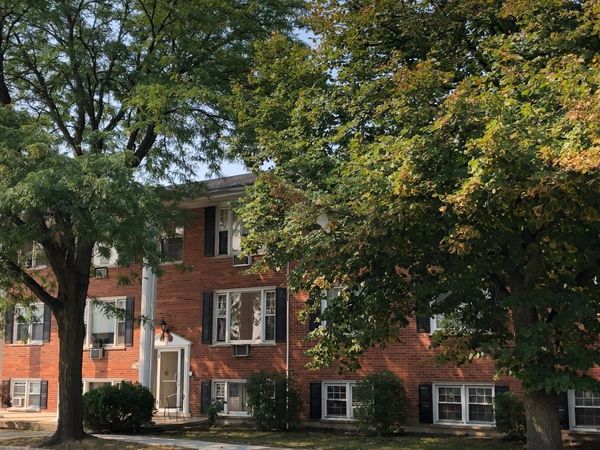 3404 MAPLE Avenue , Unit 14, Brookfield, IL 60513