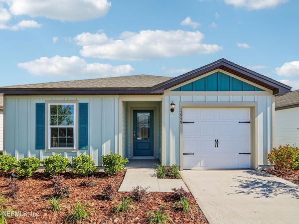 7664 RECON Drive, Jacksonville, FL 32244