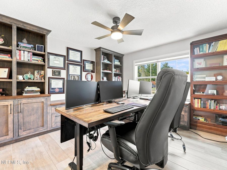 Property Image 36