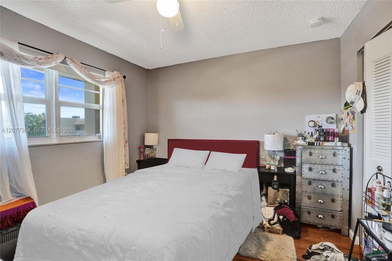 5961 NW 61st Ave , Unit 310, Tamarac, FL 33319 Photo