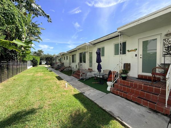 1140 98th St , Unit D, Bay Harbor Islands, FL 33154