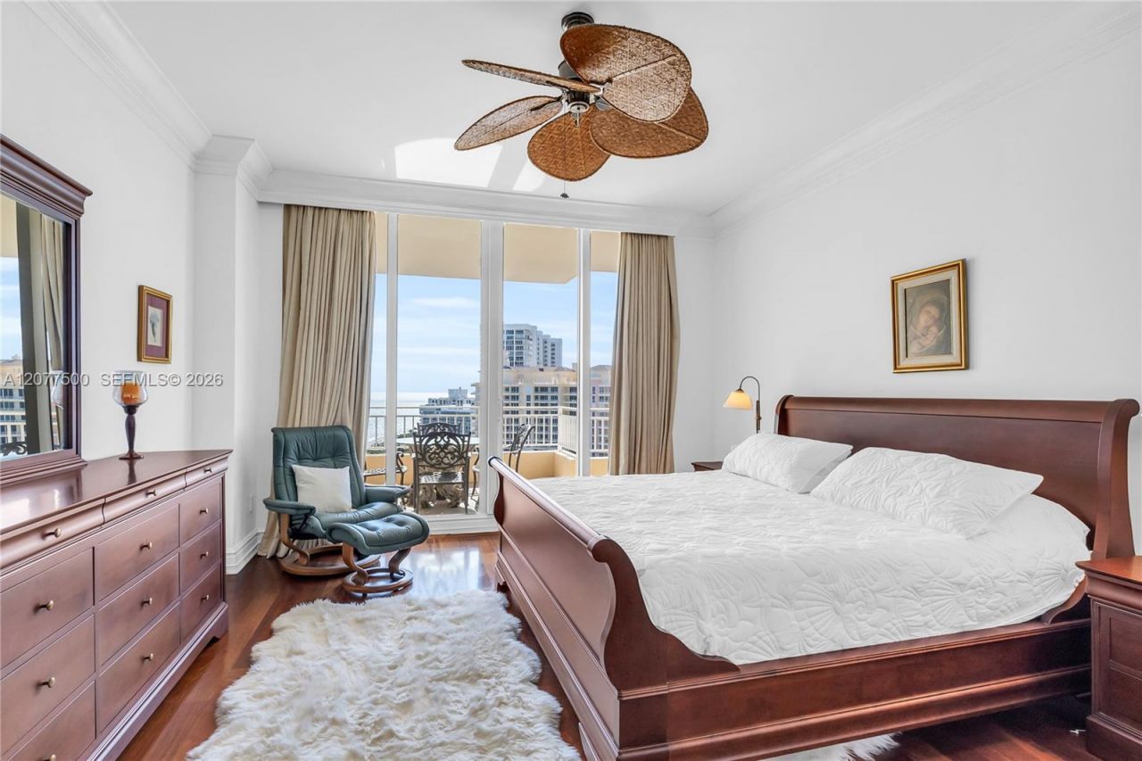 791 Crandon Blvd, Unit PH04, Key Biscayne, FL 33149 Photo