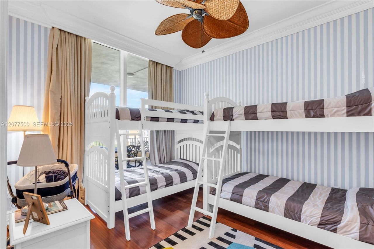 791 Crandon Blvd, Unit PH04, Key Biscayne, FL 33149 Photo
