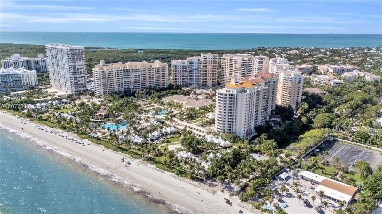 791 Crandon Blvd, Unit PH04, Key Biscayne, FL 33149 Photo