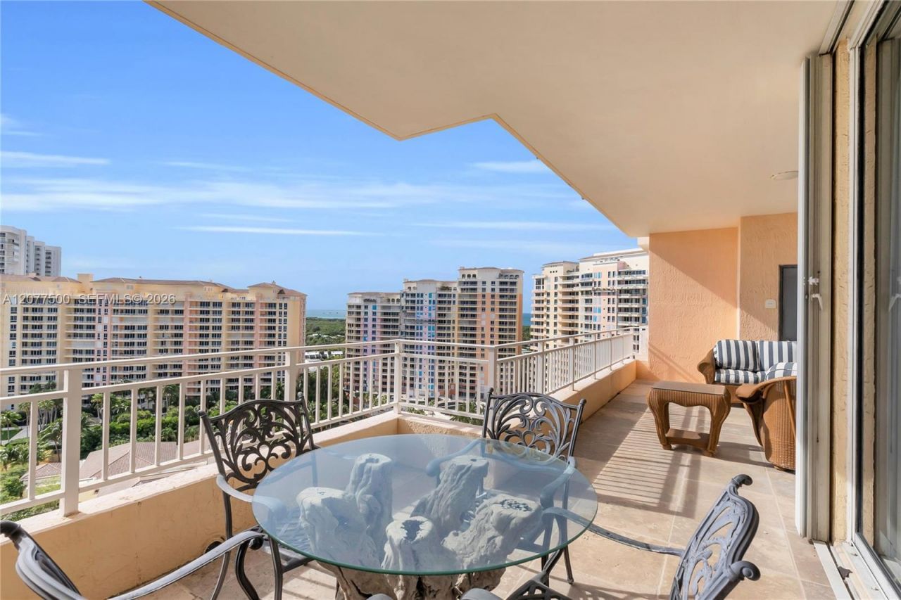 791 Crandon Blvd , Unit PH04, Key Biscayne, FL 33149 Photo