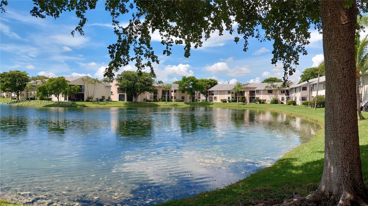 820 N Franklin Ave, Unit 820J, Homestead, FL 33034 Photo
