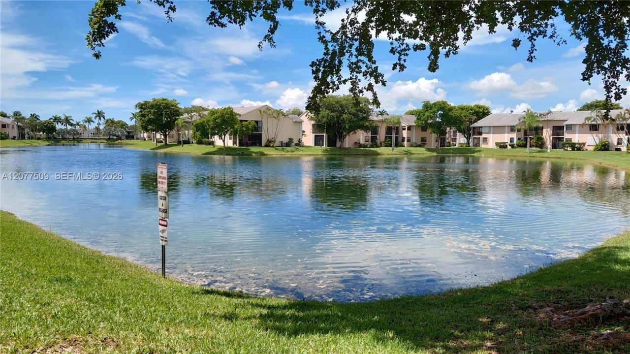 820 N Franklin Ave, Unit 820J, Homestead, FL 33034 Photo