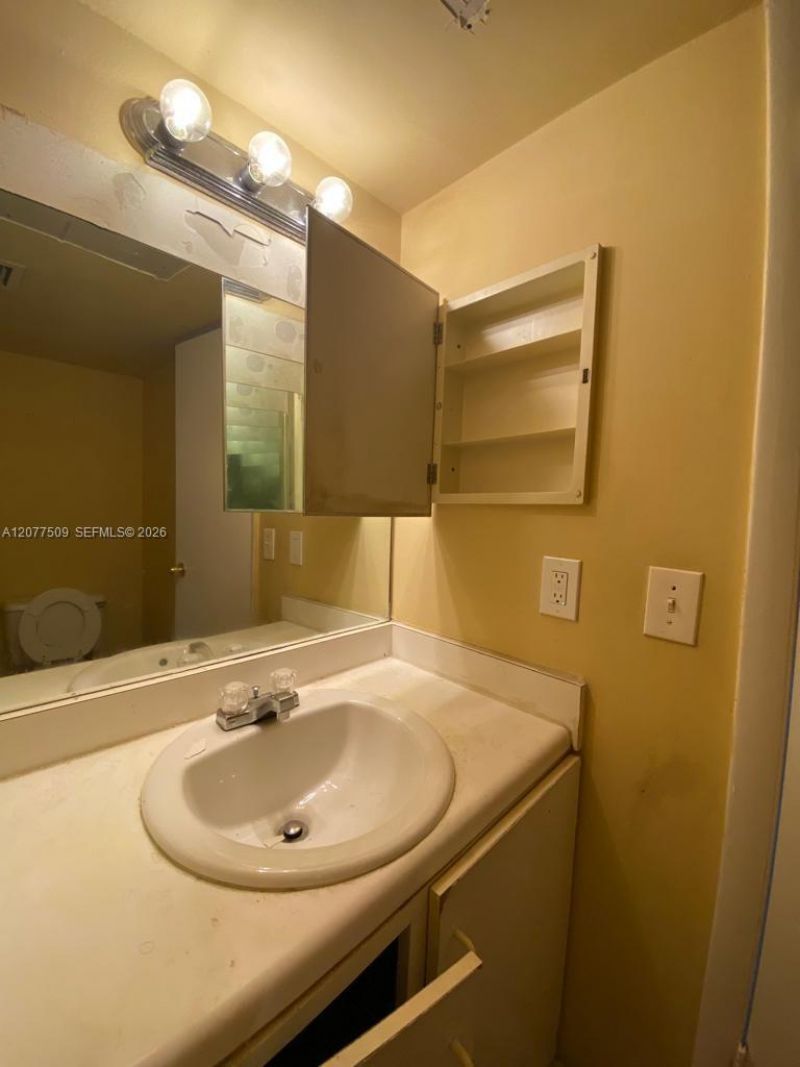 820 N Franklin Ave, Unit 820J, Homestead, FL 33034 Photo