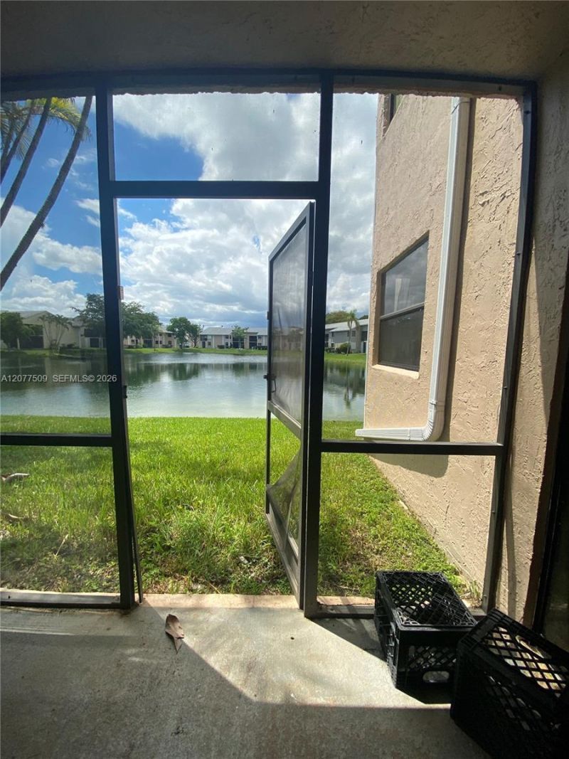 820 N Franklin Ave, Unit 820J, Homestead, FL 33034 Photo