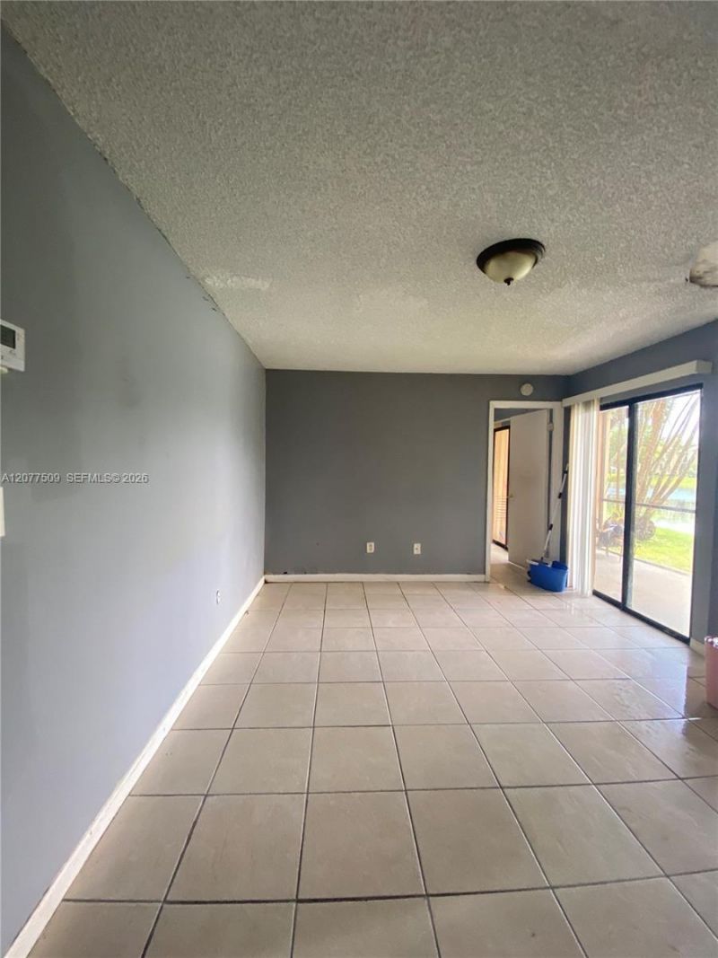 820 N Franklin Ave, Unit 820J, Homestead, FL 33034 Photo