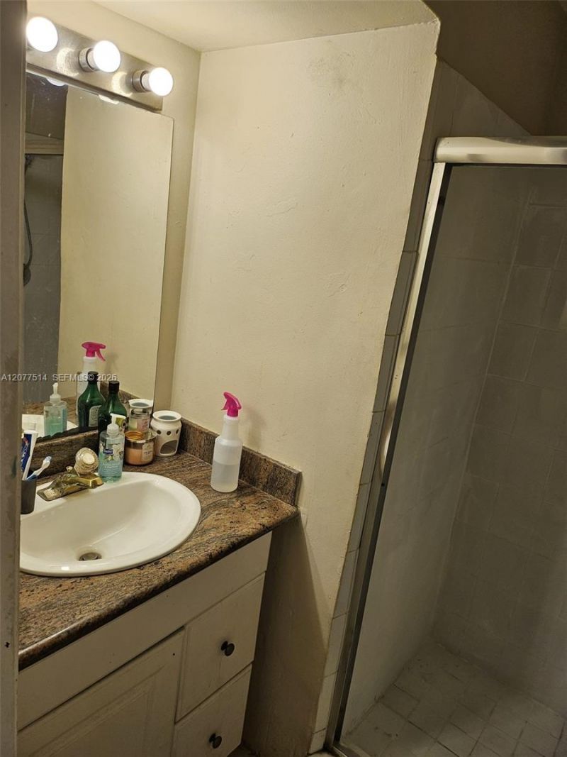 1838 Abbey Rd , Unit 208, West Palm Beach, FL 33415 Photo