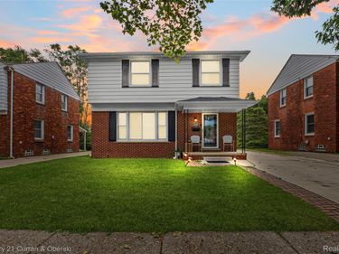 18285 Outer Drive , Dearborn, Mi 48128