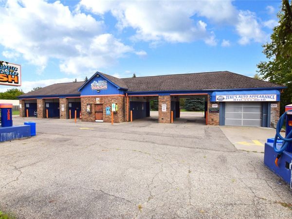 5069 Fenton RD Road , Grand Blanc Township, Mi 48507