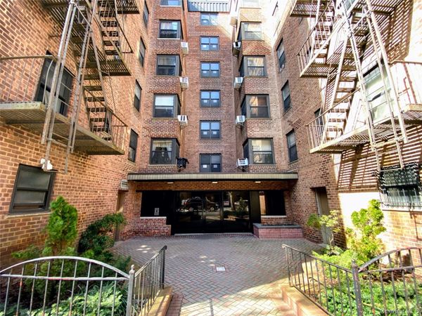 90-10 32nd Avenue , Unit 305, East Elmhurst, NY 11369