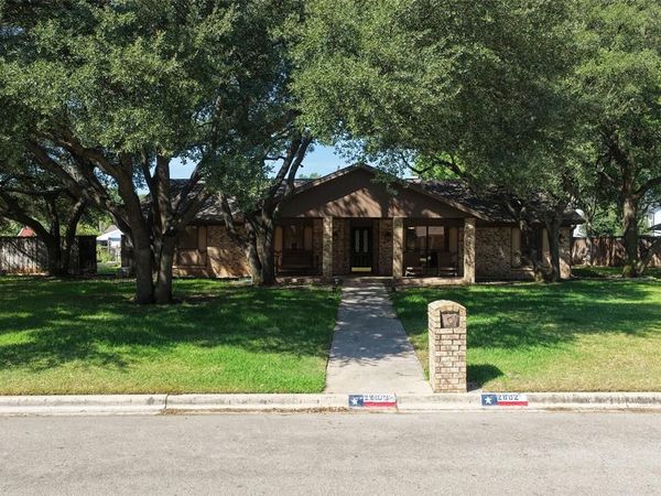 2802 Good Shepherd Drive, Brownwood, TX 76801