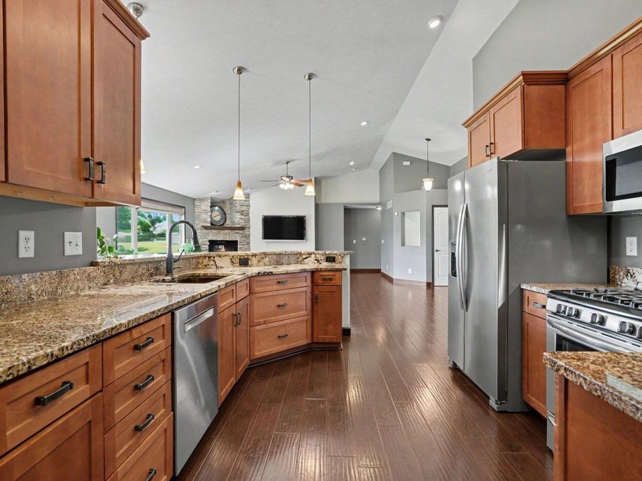 Property Image 8