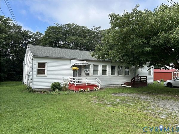 66 Milby Lane , Middlesex, VA 23149