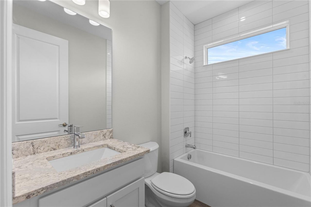 1727 Point Grace Road , Tavares, FL 32778 Photo
