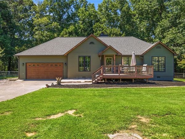2010 Tomahawk Lane, Cumming, GA 30028