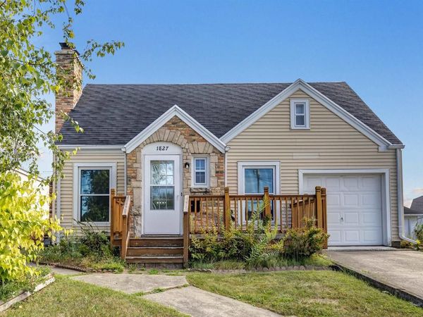 1827 W WISCONSIN AVENUE, Appleton, WI 54914