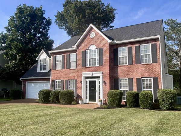 2252 Hayward Ln, Spring Hill, TN 37174