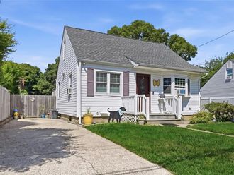 29 Sherwood Drive  Mastic Beach, NY 11951
