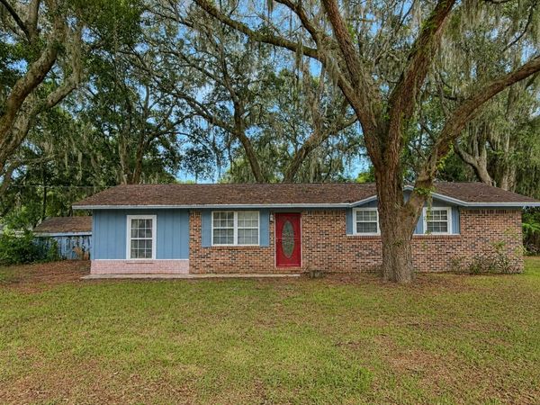 96704 CHESTER Road , Yulee, FL 32097