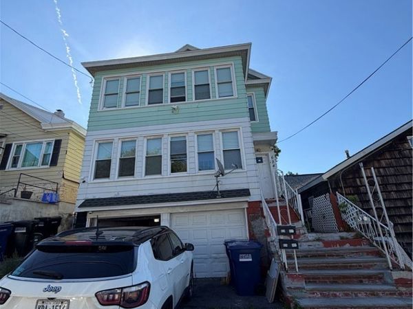 624 E Division Street, Syracuse, NY 13208