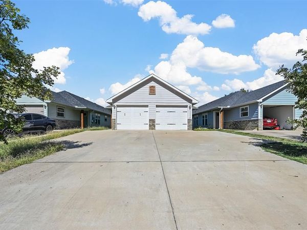 607 E Carter Street, Unit 607, Sherman, TX 75090