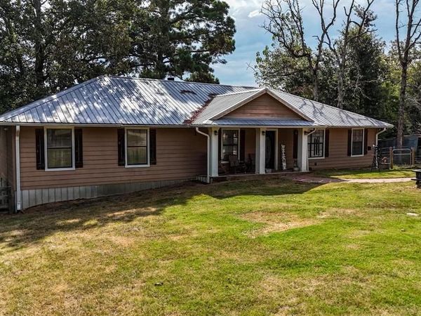 3861 State Highway 75 S, Centerville, TX 75833