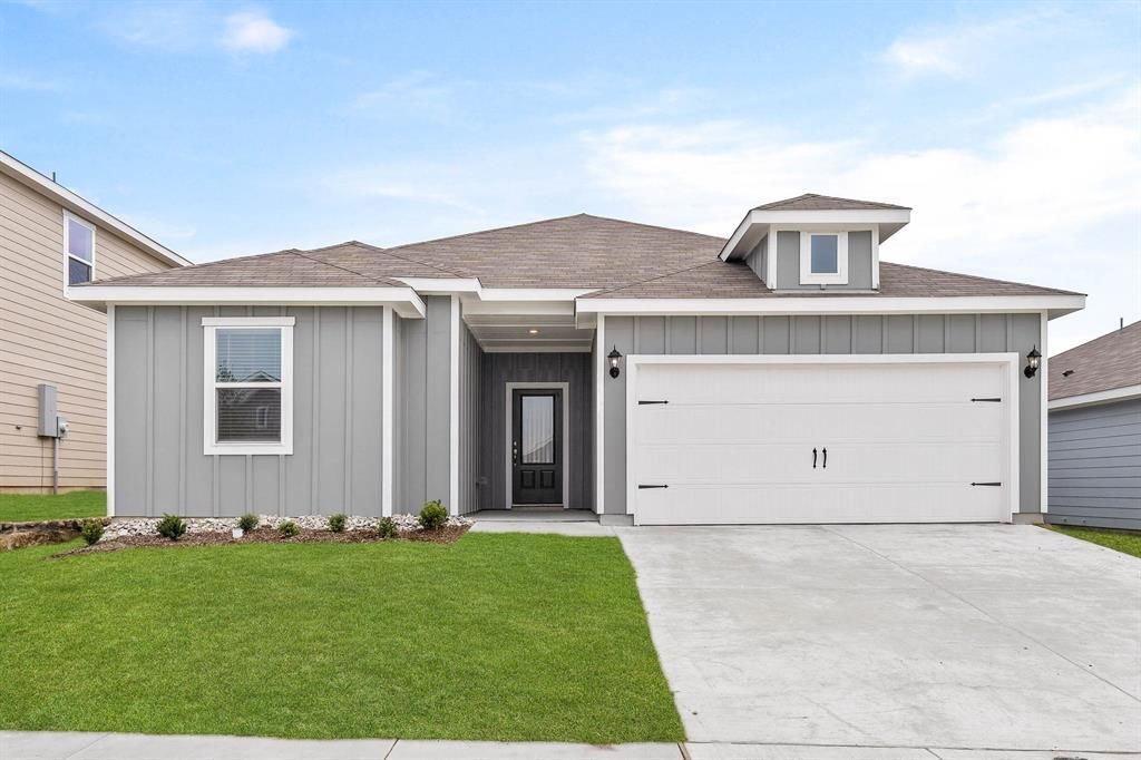 1309 Wind Drift Way, Fort Worth, TX 76131 Main Photo