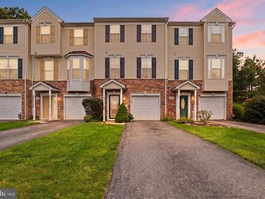 394 BRUAW DRIVE, YORK, PA 17406
