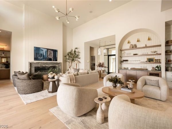 10936 Rossa Peak Avenue, Las Vegas, NV 89135