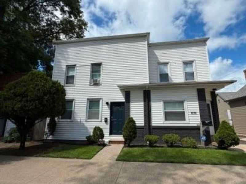 4210 Clinton Avenue, Cleveland, OH 44113 Photo 33