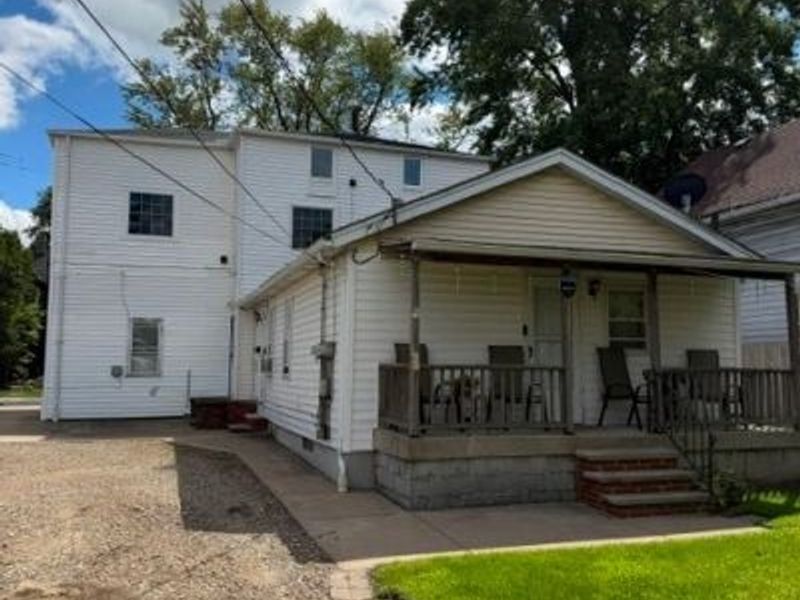 4210 Clinton Avenue, Cleveland, OH 44113 Photo 37