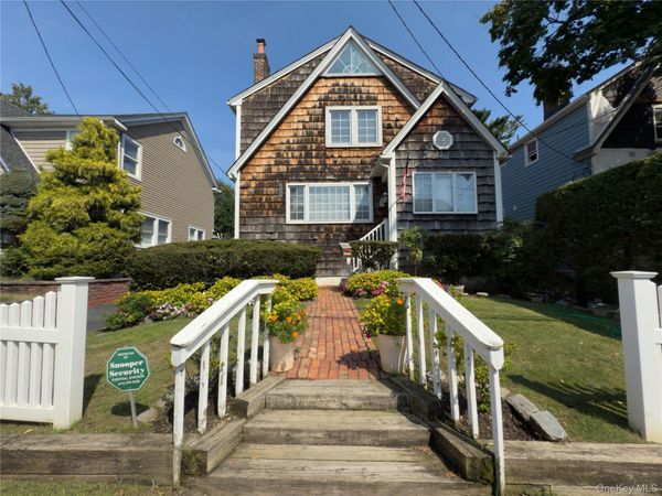 1055 Stanton Avenue , Woodmere, NY 11598