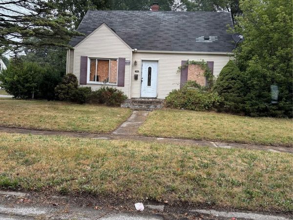 650 Campbell Street , Flint, Mi 48507