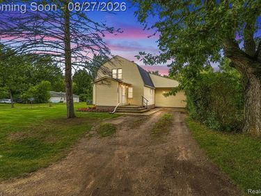5363 Sitka Street, Burton, Mi 48519