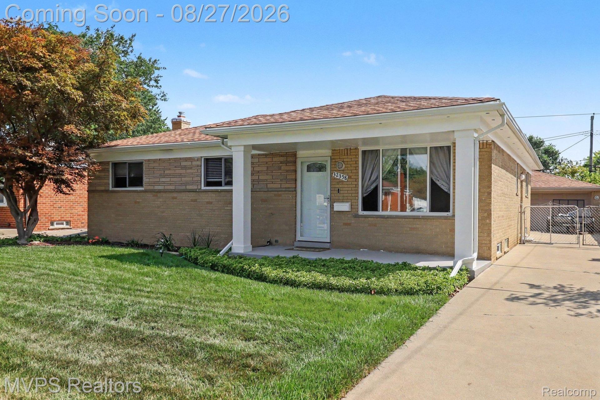 32358 Gloede Drive, Warren, Mi 48088 Main Photo