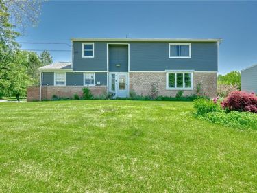 68 Green Clover Drive, Henrietta, NY 14467